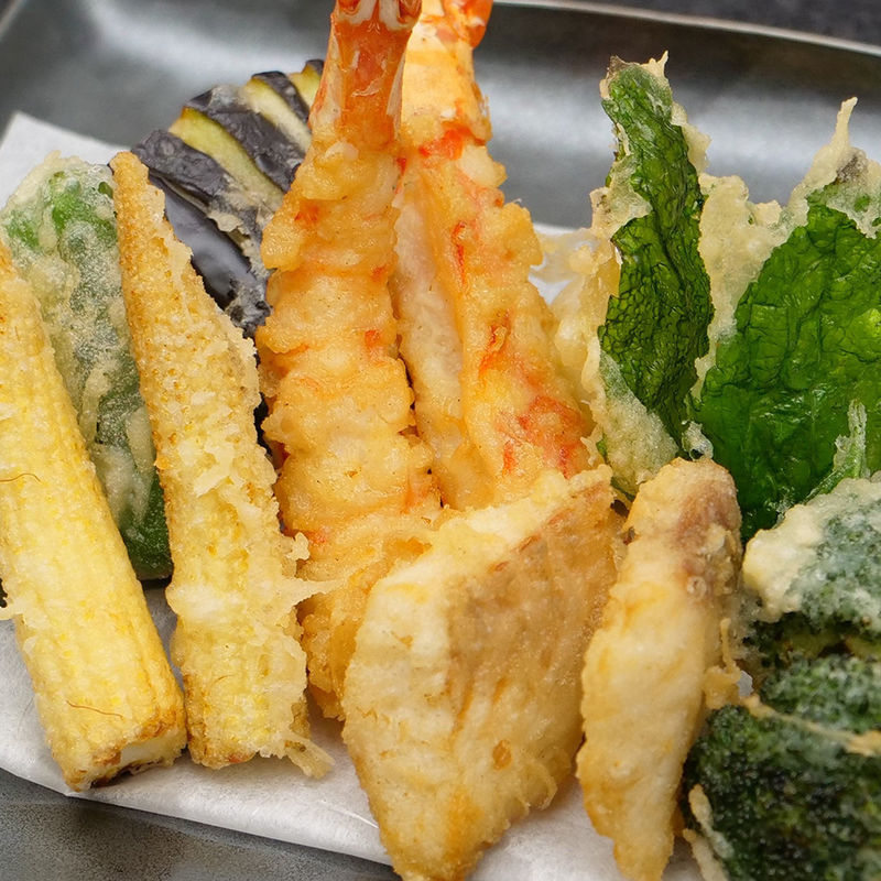 Harina de tempura japonesa de calidad con 18 meses de vida útil en un embalaje suave