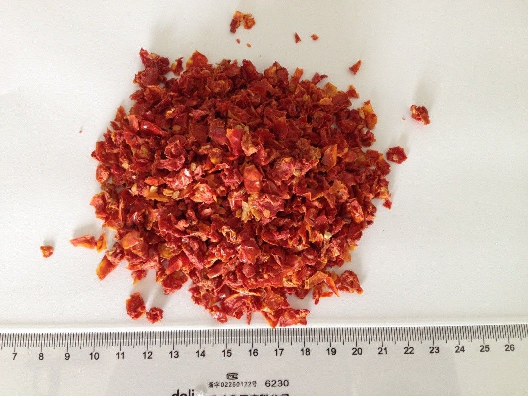 Califique un estándar secado aire de las escamas FDA de la verdura secada del tamaño de los tomates 9x9m m