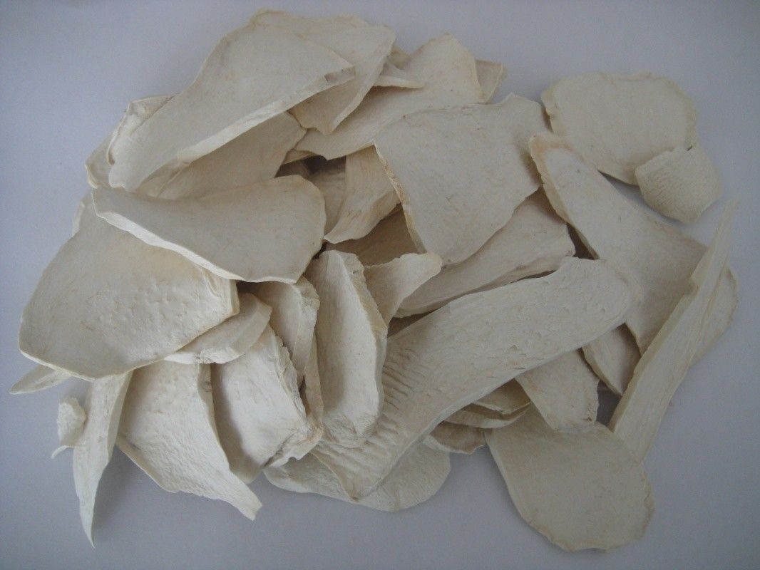 Color deshidratado del blanco del estándar de ISO del rábano picante 1-3m m HACCP del aire abierto