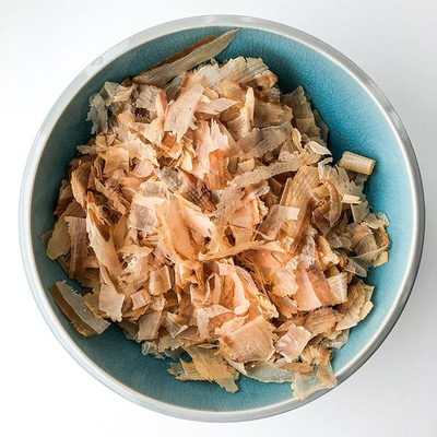 500 g de Bonito secos en bolsas tamaño del paquete con ingredientes de pescado Bonito
