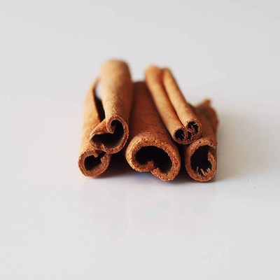 Canela de alta calidad / bastón largo Canela Cassia Stick Aroma sabroso Sabor