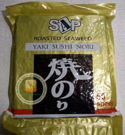 Las hojas de alga marina de Nori del sushi de Yaki asaron color verde oscuro de los microprocesadores sazonados de la alga marina