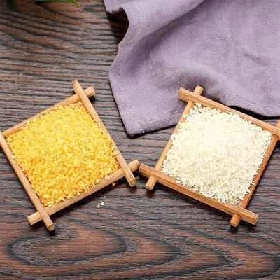 Pan rallado Panko japonés premium con textura crujiente y larga vida útil en blanco y amarillo